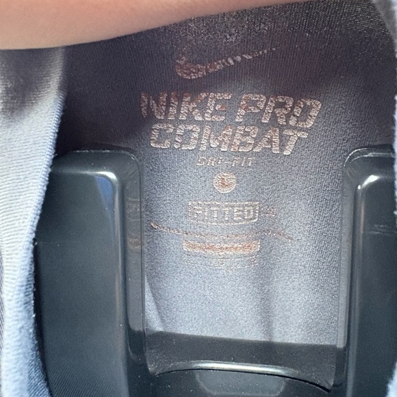 Nike Mens Large Gray Solid Mock Neck Dri Fit Pro Combat Fitted Gym Shirt Swoosh - Picture 5 of 9